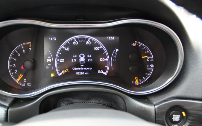Jeep Grand Cherokee cena 132000 przebieg: 56000, rok produkcji 2020 z Rzgów małe 667
